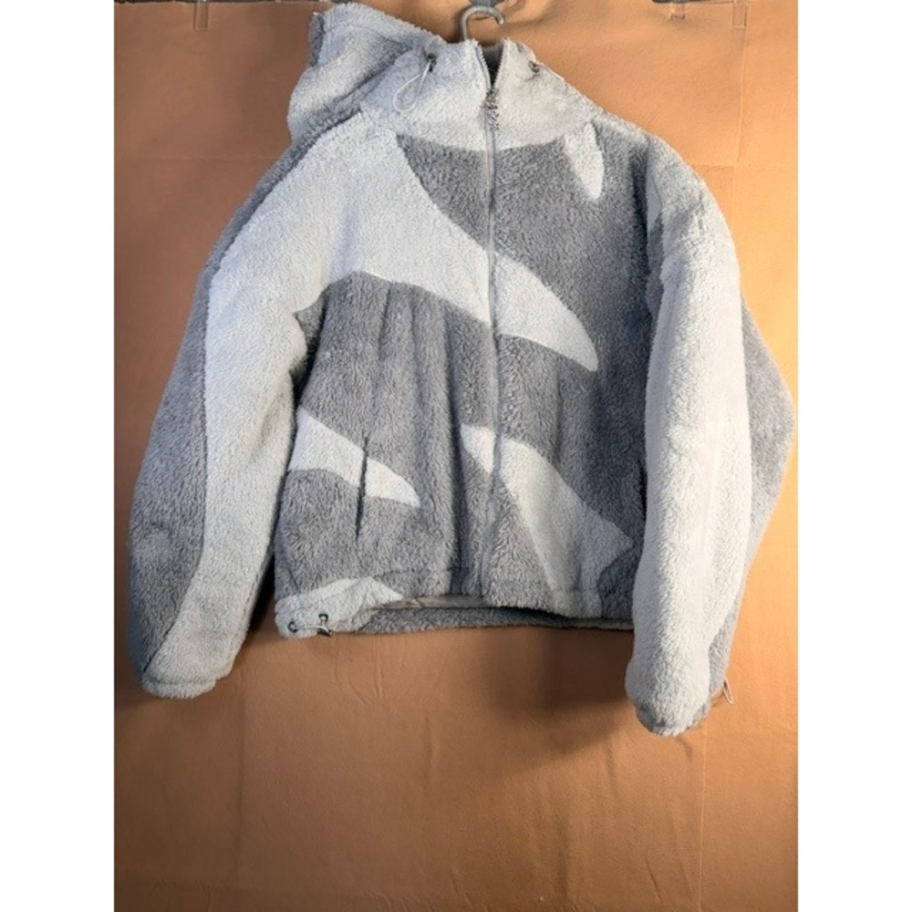 Weyz Fuzzy Sherpa Hooded Jacket Gray White Camo Size Small Streetwear